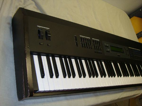 KORG SG PROX 88 KEY WEIGHTED KEYBOARD   READ  